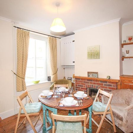 Poppy Cottage Суонидж Екстериор снимка