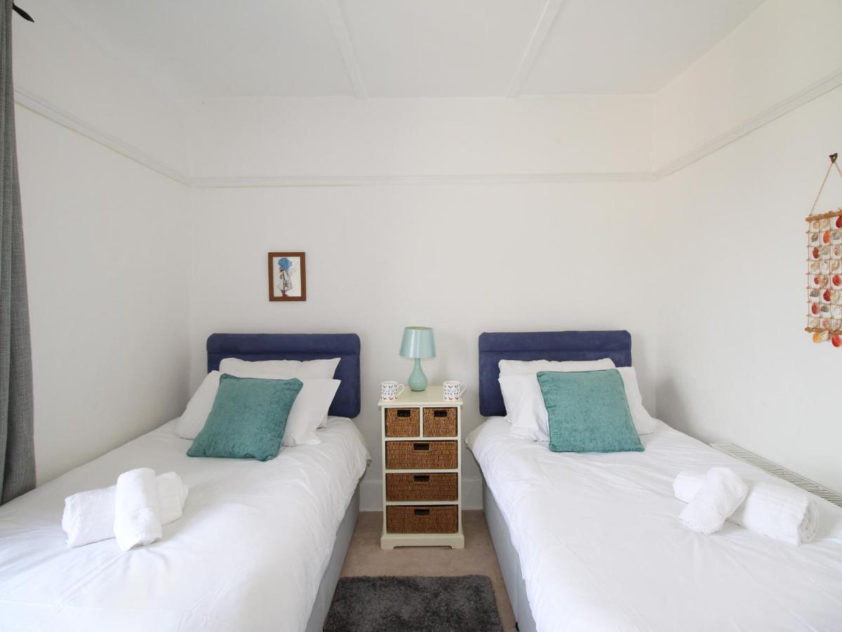 Poppy Cottage Суонидж Екстериор снимка